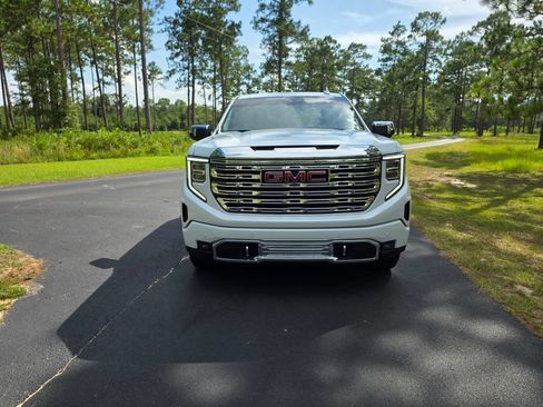 New 2026 GMC Sierra 1500 Denali w/ Denali Reserve Package AWD/4WD image 8