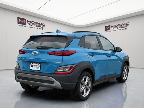 Used 2023 Hyundai Kona SEL w/ Convenience Package image 3