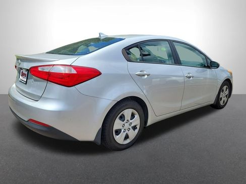 Used 2015 Kia Forte LX FWD image 5