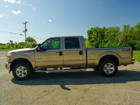 Used 2014 Ford F250 XLT w/ XLT Value Package AWD/4WD image 5