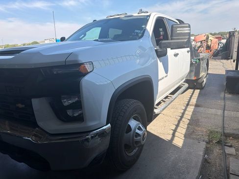 Used 2023 Chevrolet Silverado 3500 W/T w/ WT Convenience Package AWD/4WD image 4