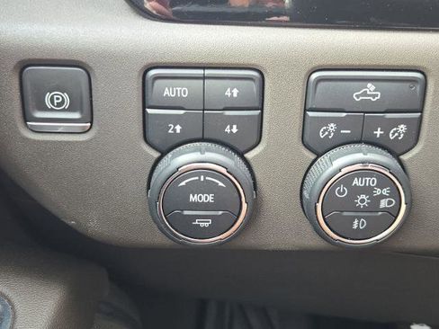 Certified 2023 Chevrolet Silverado 1500 RST w/ Z71 Off-Road Package image 18