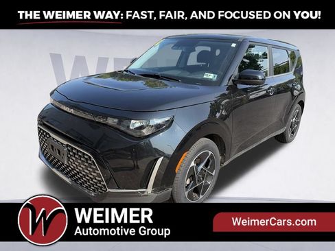 Used 2023 Kia Soul EX FWD image 1