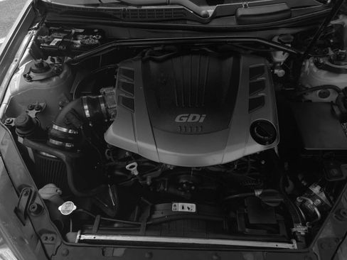 Used 2016 Hyundai Genesis 3.8 RWD image 20