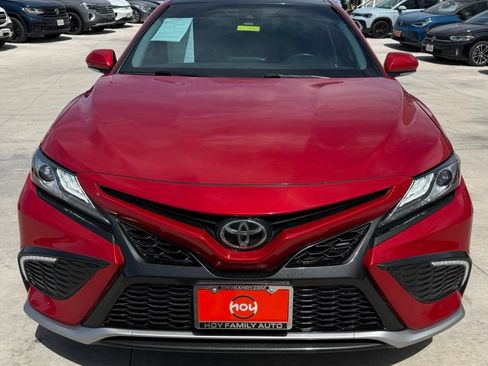 Used 2024 Toyota Camry XSE FWD image 4