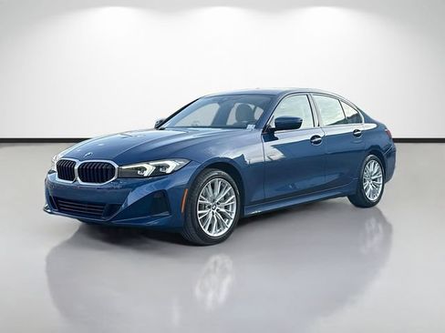 Used 2023 BMW 330i xDrive Sedan w/ Premium Package AWD/4WD image 7