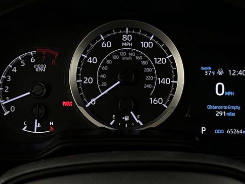Used 2022 Toyota Corolla LE image 23