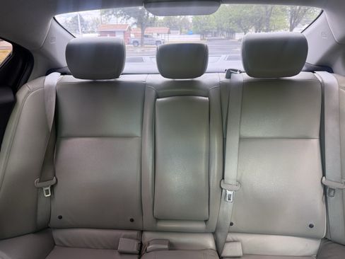 Used 2017 Acura ILX FWD image 14