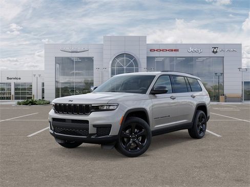 New 2025 Jeep Grand Cherokee L Altitude image 1