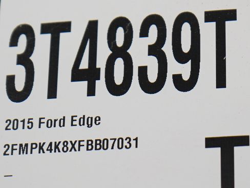 Used 2015 Ford Edge Titanium w/ Equipment Group 302A AWD/4WD image 33