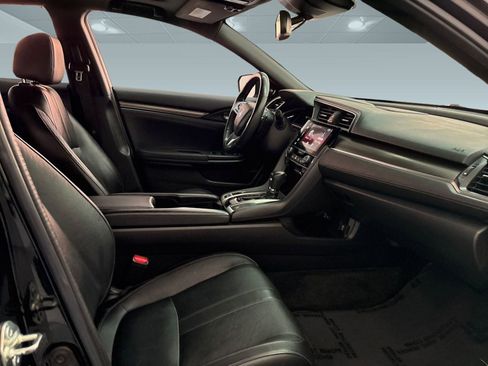 Used 2018 Honda Civic Sport Touring image 21