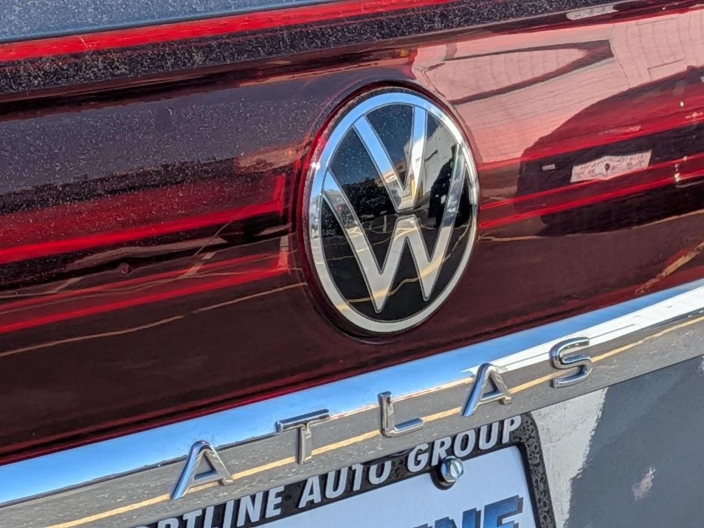 Used 2024 Volkswagen Atlas Cross Sport SE AWD/4WD image 12
