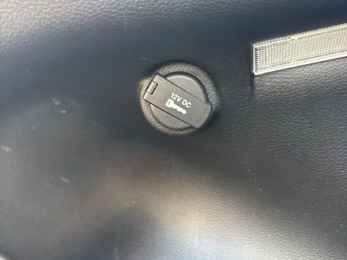 Used 2022 Jeep Compass Latitude image 23