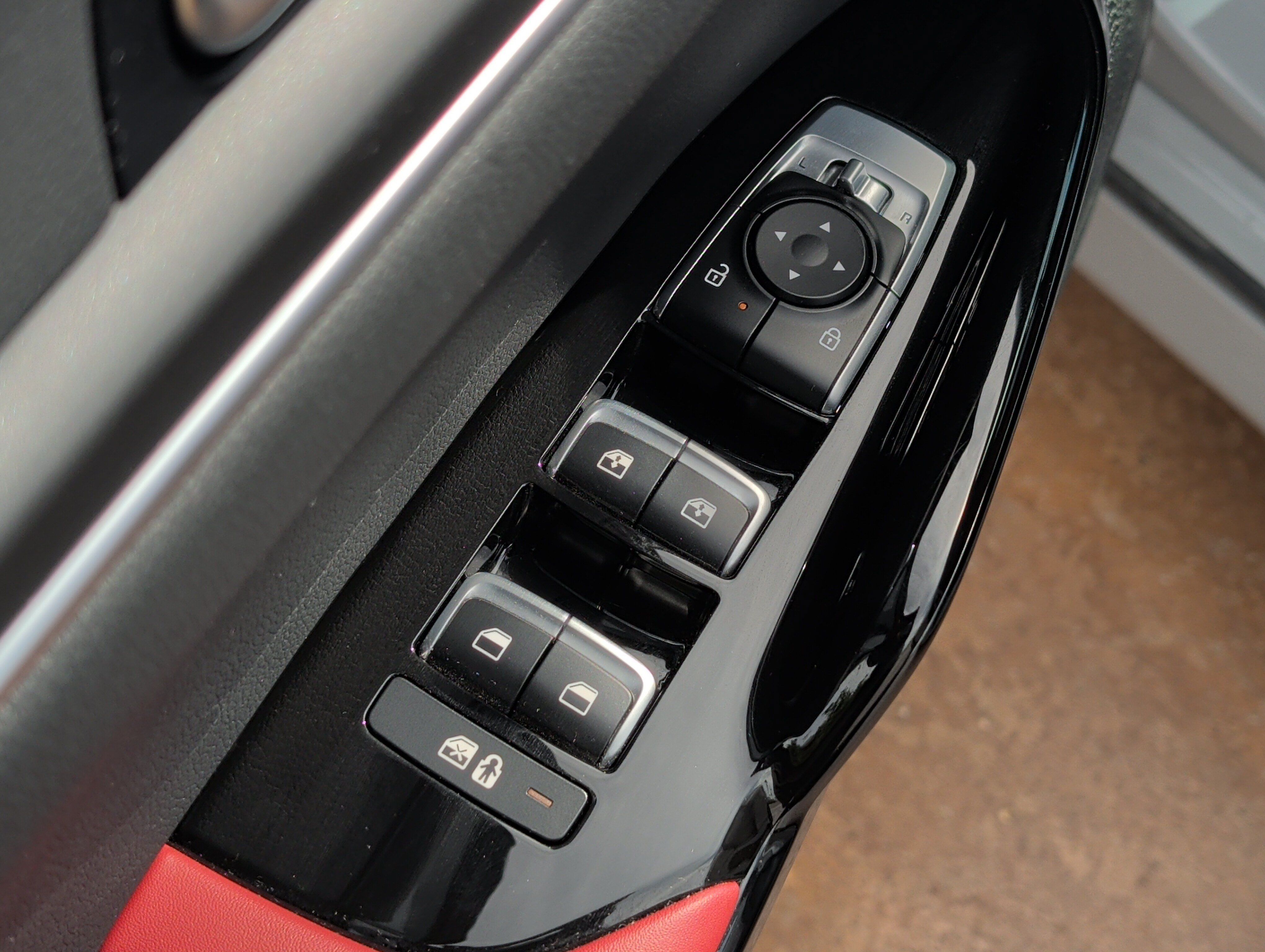 Used 2026 Kia K5 GT-Line w/ GT-Line Red Interior Package FWD image 9