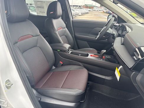 New 2026 Nissan Kicks SR w/ SR Premium Package image 12