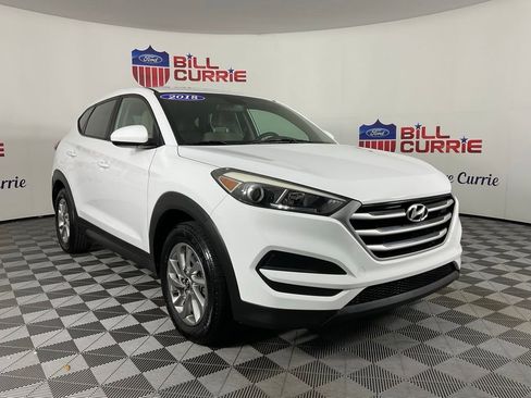 Used 2018 Hyundai Tucson SE FWD image 1