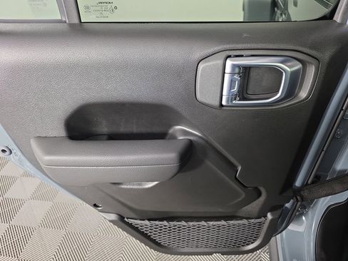 New 2026 Jeep Gladiator Rubicon w/ Safety Group image 31