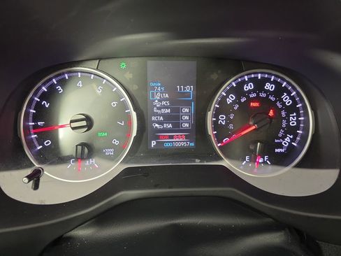Used 2022 Toyota RAV4 XLE FWD image 37