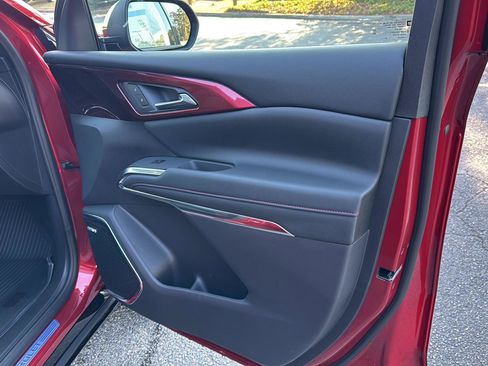 New 2026 Chevrolet Traverse RS w/ LPO, Floor Liner Package FWD image 12