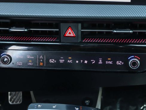 Used 2022 Kia EV6 GT-Line image 16