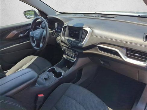 Used 2022 GMC Terrain SLE FWD image 21