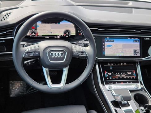 Used 2025 Audi Q7 3.0T Prestige AWD/4WD image 9