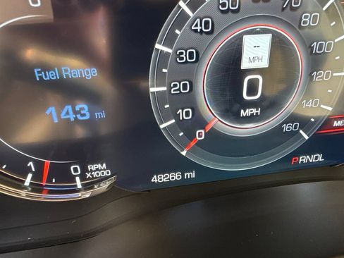 Used 2020 Cadillac Escalade Platinum AWD/4WD image 11