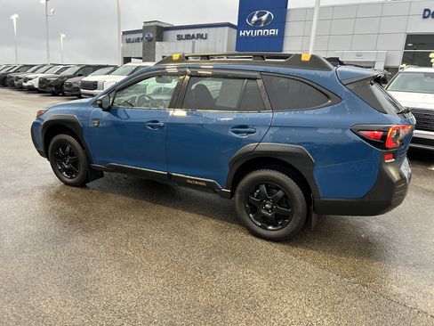 Used 2022 Subaru Outback Wilderness w/ Wilderness Package image 14