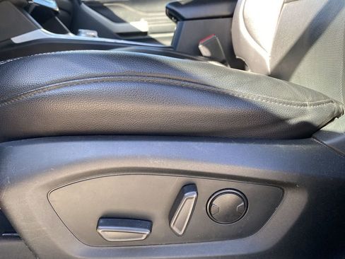 Used 2021 Ford Explorer Limited w/ Equipment Group 301A image 14