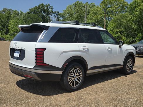 New 2026 Hyundai Palisade SEL FWD image 2