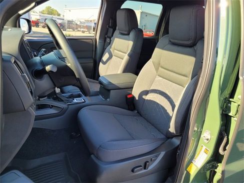 New 2026 Nissan Frontier SV w/ Tow Package image 5