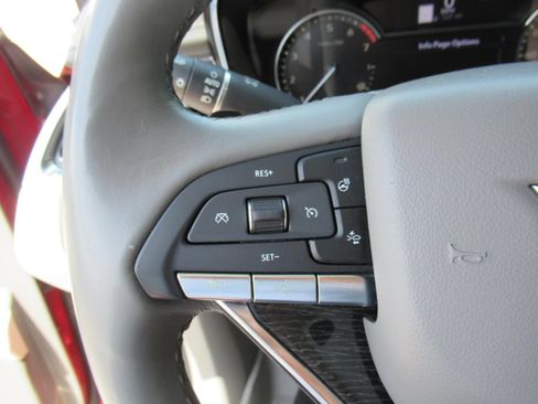Used 2020 Cadillac XT6 Premium Luxury FWD image 23
