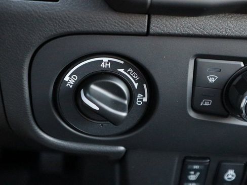 New 2026 Nissan Frontier PRO-4X w/ Pro-4x Convenience Package image 20