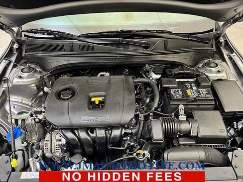 Used 2023 Kia Forte LXS w/ LXS Technology Package FWD image 10