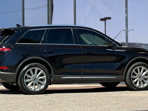 Used 2021 Lincoln Corsair FWD w/ Premium Package image 13
