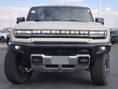 New 2026 GMC Hummer EV SUV image 16