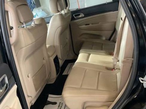 Used 2019 Jeep Grand Cherokee Limited w/ Luxury Group II image 14