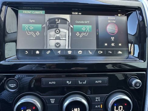 Used 2017 Land Rover Discovery HSE image 9