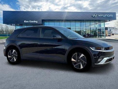 New 2025 Hyundai Ioniq 5 SE RWD image 10