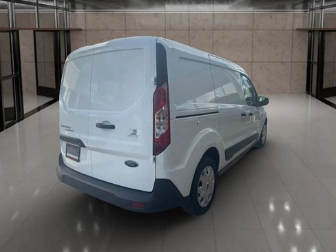 Used 2022 Ford Transit Connect XLT FWD image 3