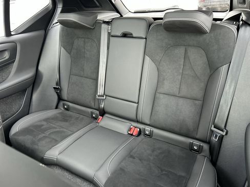 New 2026 Volvo XC40 B5 Ultra w/ Climate Package image 23