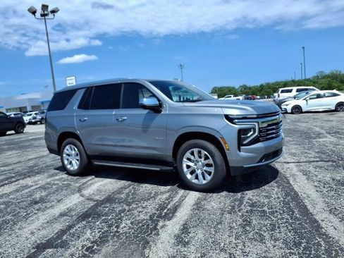 Used 2025 Chevrolet Tahoe Premier AWD/4WD image 5
