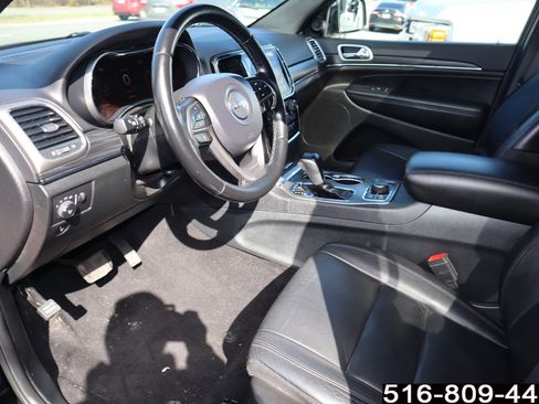 Used 2020 Jeep Grand Cherokee Limited w/ Premium Lighting Group image 14