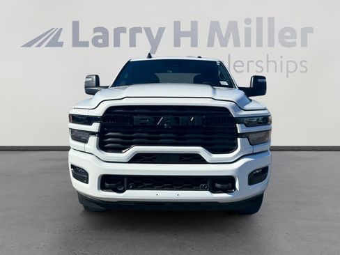 Used 2025 RAM 3500 Big Horn AWD/4WD image 8