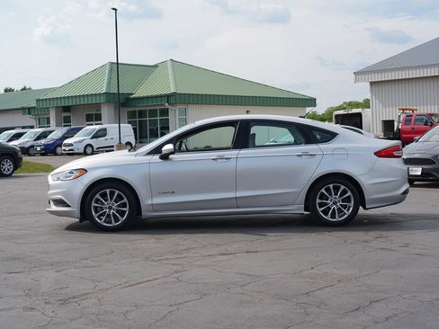 Used 2017 Ford Fusion S FWD image 6