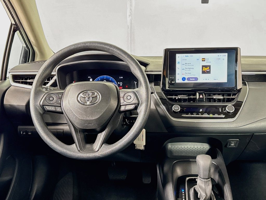 Used 2026 Toyota Corolla LE FWD image 11