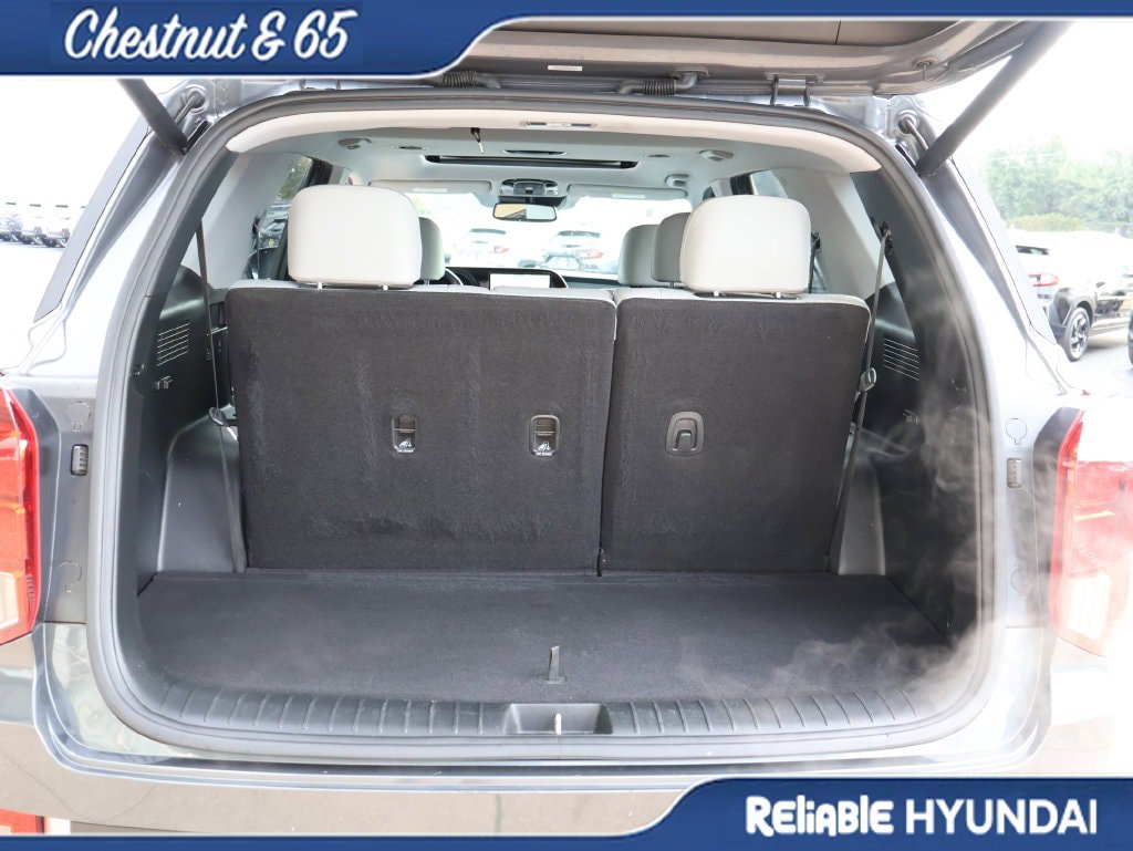 Used 2022 Hyundai Palisade SEL w/ Premium Package FWD image 15