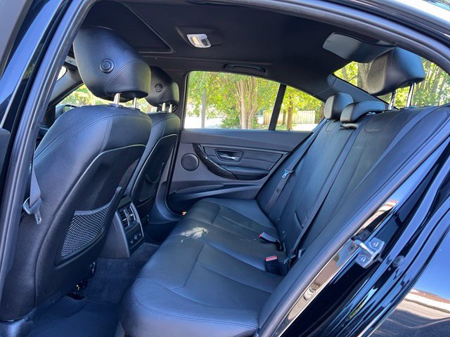 Used 2015 BMW 320i xDrive Sedan AWD/4WD image 13