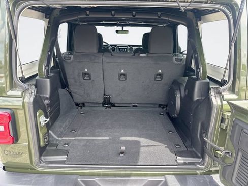 Used 2022 Jeep Wrangler Unlimited Sport w/ Sun And Sound Package AWD/4WD image 24