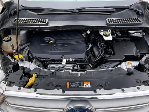 Used 2018 Ford Escape SE image 29